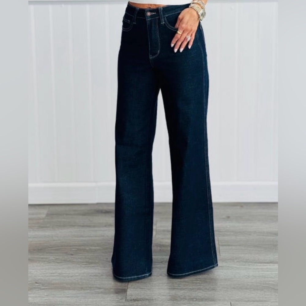 NWT - Judy Blue - Tummy Control Wide Leg Jeans - Woman's Size 0/24